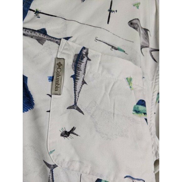 Columbia White Fishing Ocean Fish Button Down Shirt Size Medium - Picture 8 of 11
